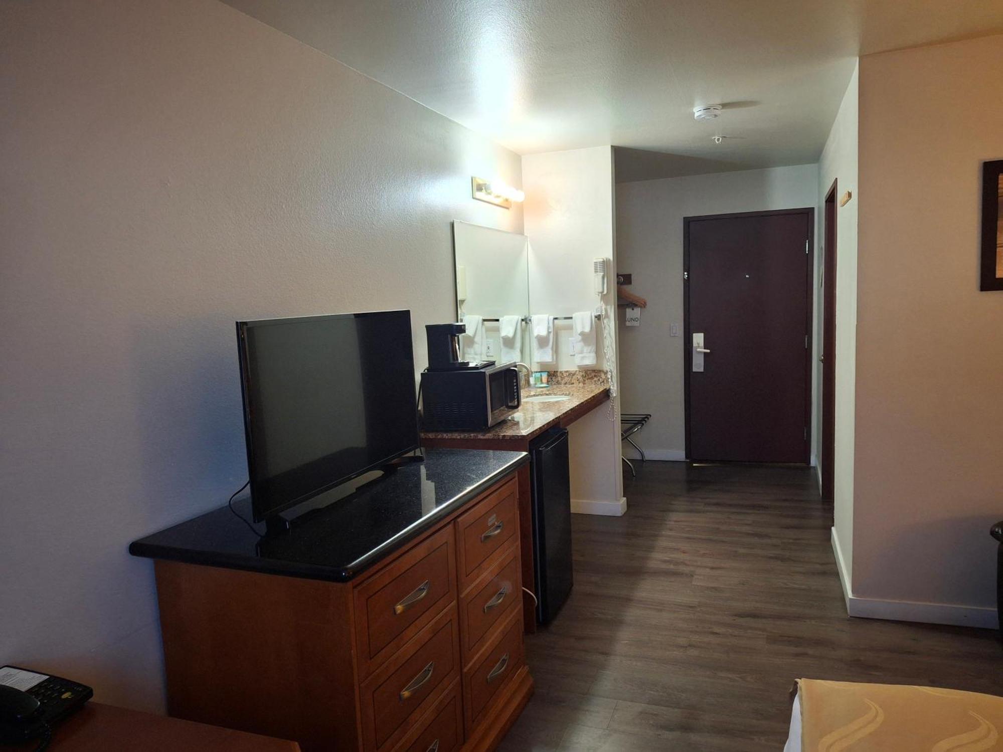 Toppenish Inn And Suites 외부 사진
